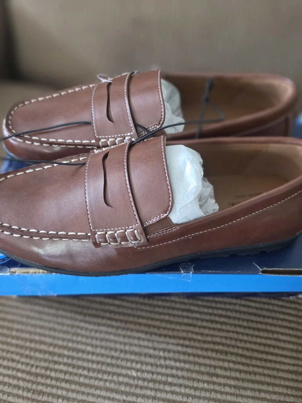 Stafford Milo Men's Brown Slip-On Casual Penny Loafers — Size 6M (New with Box)